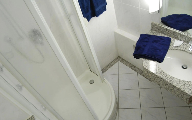 Hotel Johnel
