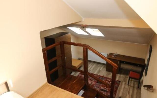 Cosbuc Residence & Villa