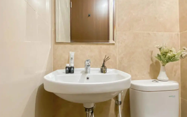 Nice Studio Room Apartment Transpark Cibubur