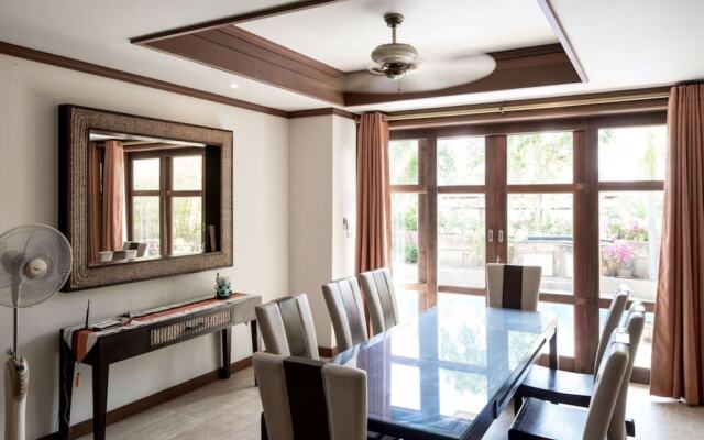 4 Bedroom Villa TG48 on beachfront resort SDV288-By Samui Dream Villas