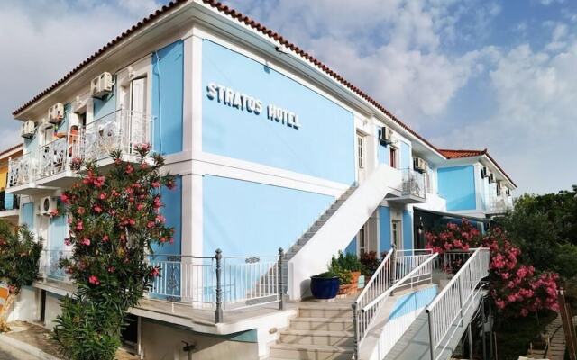 Stratos Hotel