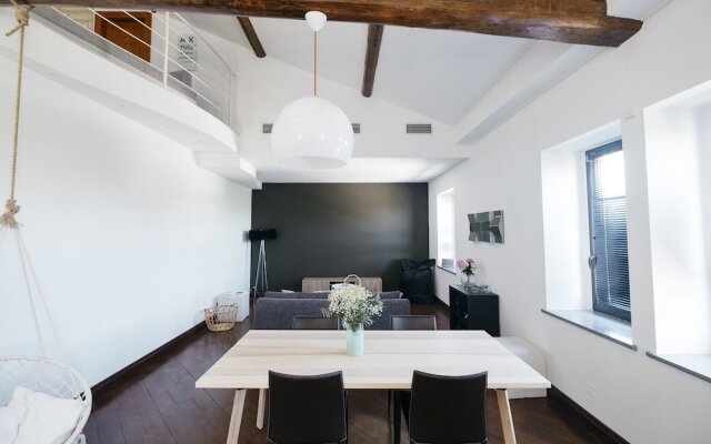 Grand Duplex 230 m2 Place Comedie