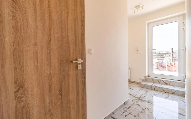 Penthouse with panoramic city view in Elite Rezidence