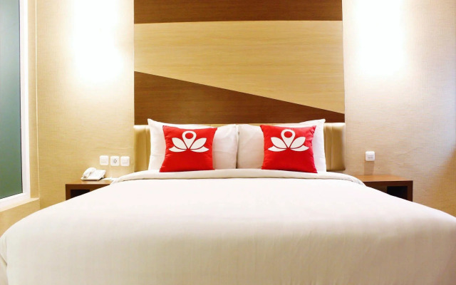 ZEN Rooms Cideng Timur Raya