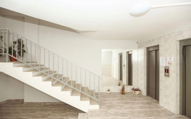 Two BR apt for family travelers