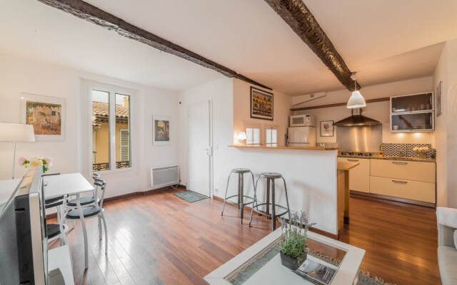 Charliz Apartment 2 - Near Palace of Festivals and Conferences