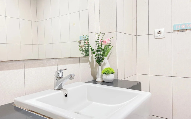 The Best 1Br At Dago Suites Apartment
