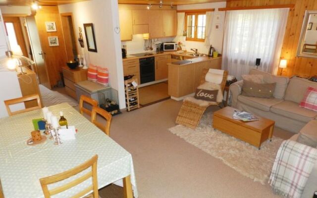 Halten Zweisimmen in Zweisimmen