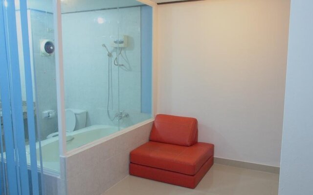 The Tower Praram 9 Hotel