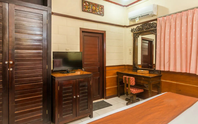 ZEN Rooms Kuta Kartika Plaza 2