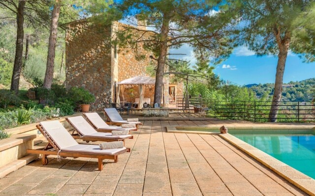 New! Villa Alaro by Priority
