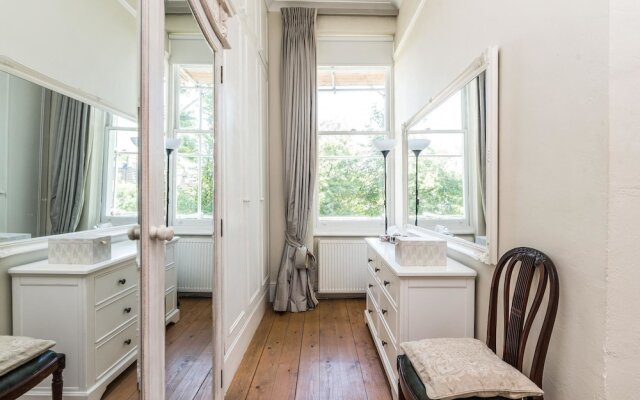 NEW Luxury 1BD Flat in Heart of Kensington Olympia