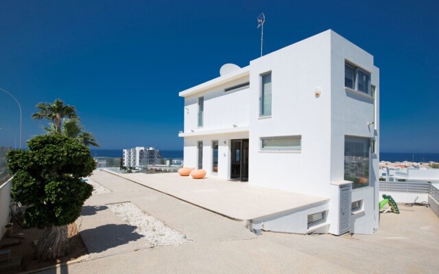 Villa Greko 605 Platinum