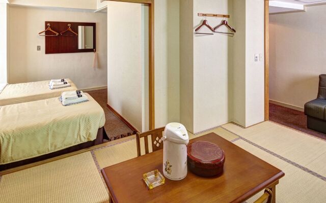 Okinawa Sunplaza Hotel