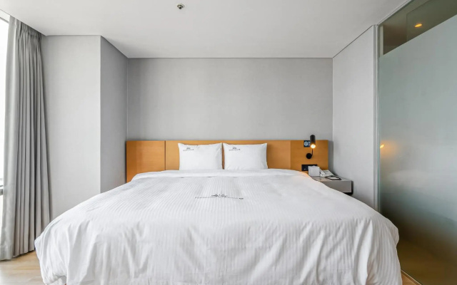 Haeundae Seacloud  Residence
