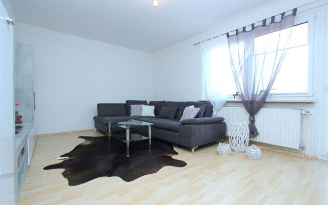 Private Apartment Donaustraße