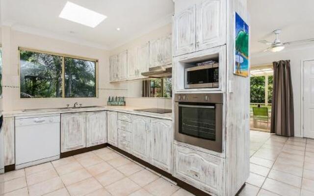 Fiesta Palms 6 - Central Byron Bay