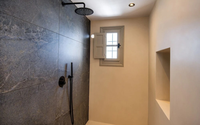 Azanti Suites