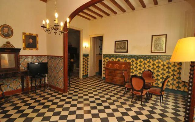HomeHolidaysRentals Historic House - Costa Barcelona