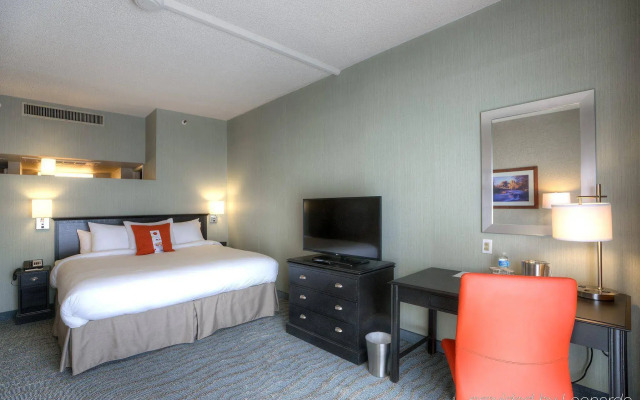 DoubleTree by Hilton Phoenix North