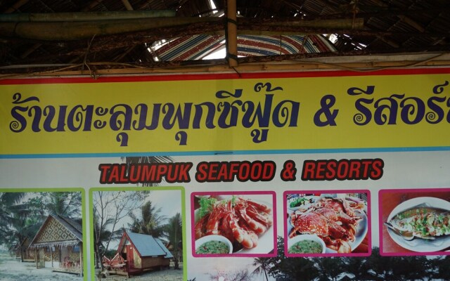 Talumpuk Seafood & Resort