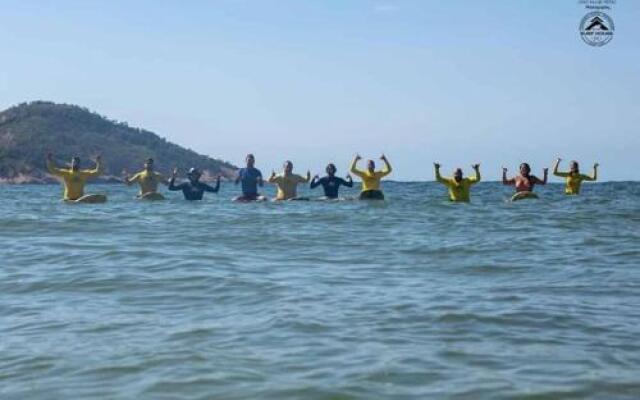 Rio Surf House Hostel e Pousada