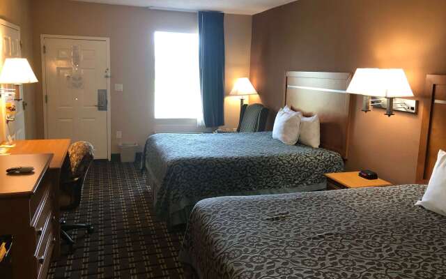 Days Inn by Wyndham Columbus