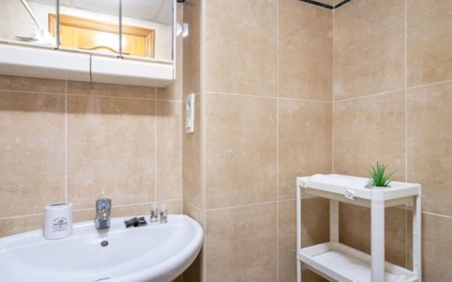 Apartment - 2 Bedrooms with Pool, WiFi and Sea views - 107993