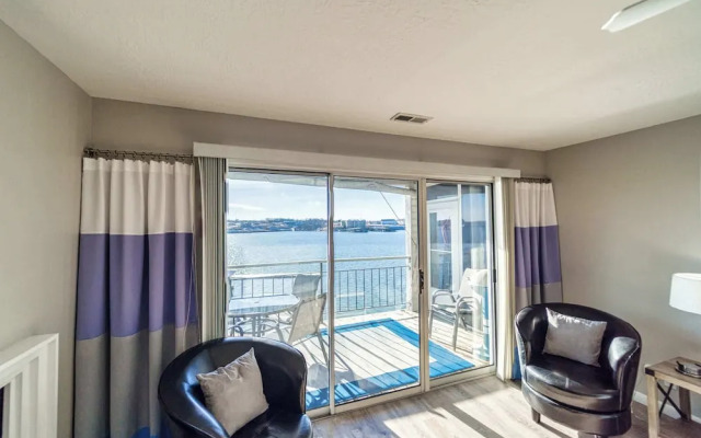 Osage Oasis Unmatched Views, Convenient Location