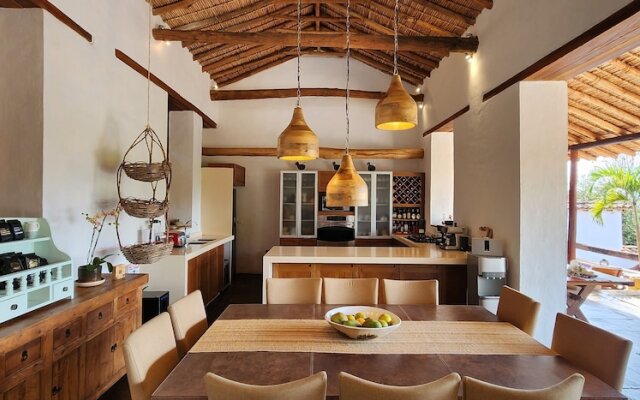 Casa Yahri
