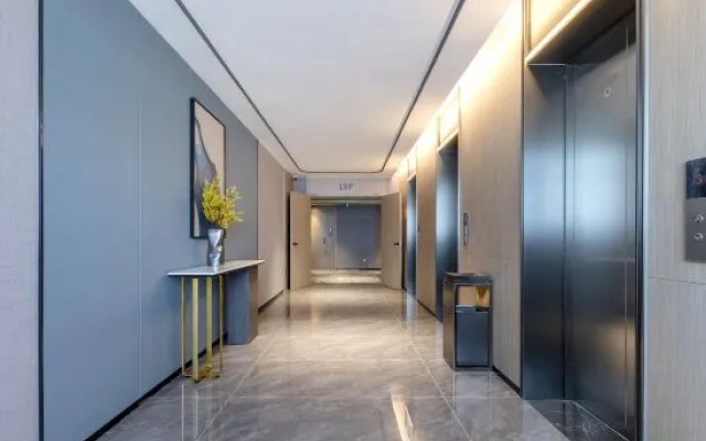 Country Inn & Suites by Radisson, Jiujiang BALIHU International Automobile City