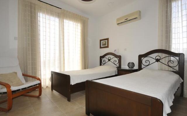 Villa Karydia
