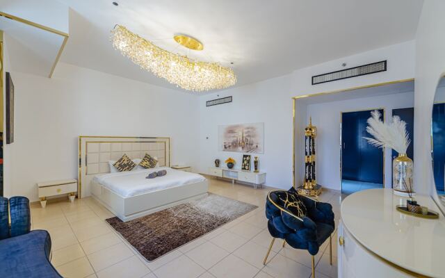 Marco Polo - Deluxe Waterfront Roomy Apt, Perfect for Groups