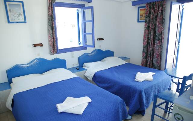 Perissa Hotel