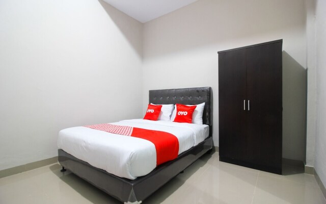 Fajar Residence by OYO Rooms