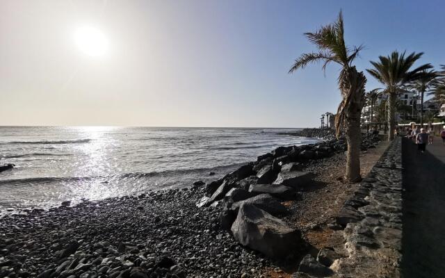 Home2Book Los Cristianos, Pool & Beach