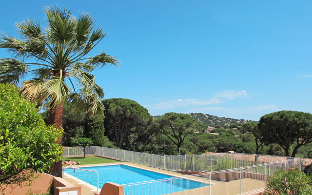 Holiday Home Domaine des Restanques (MAX151)