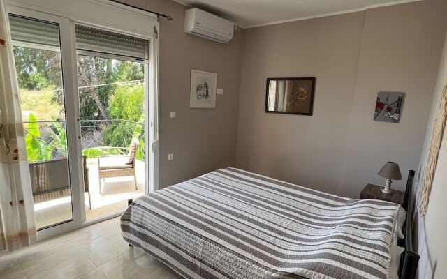 Helen s House at Ratzakli