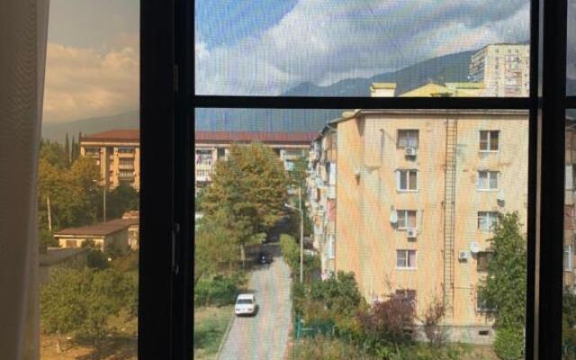 Сдаётся 3х-комнатная квартира в г. Гагра