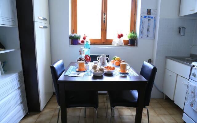 Candy Guest House