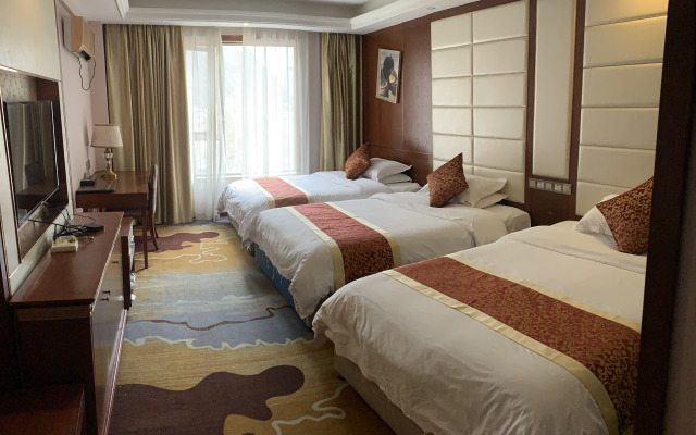 Shiman Hot Spring Hotel
