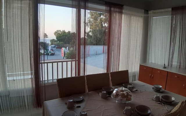 Sea View Holiday House In Ixia