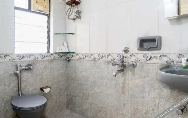 OYO Apartments Worli Seaface