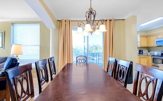 Legacy Towers I Deluxe