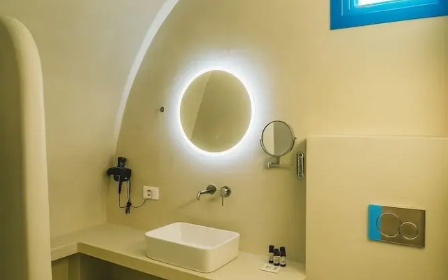 SantoNight Luxury Villas