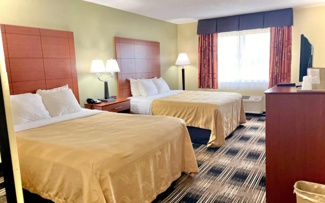 Quality Inn & Suites Wisconsin Dells Downtown - Waterparks Area