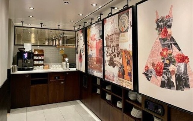 hub by Premier Inn London Soho