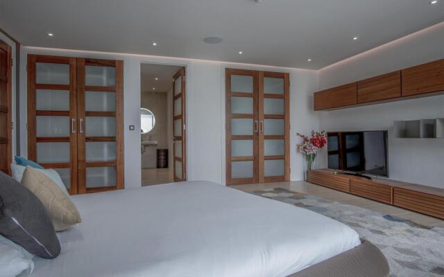Bryn House - Luxurious 5 Bedroom Holiday Home - Penmaen
