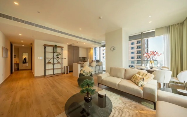 Tranquil 2BR Haven in Heart Dubai Marina