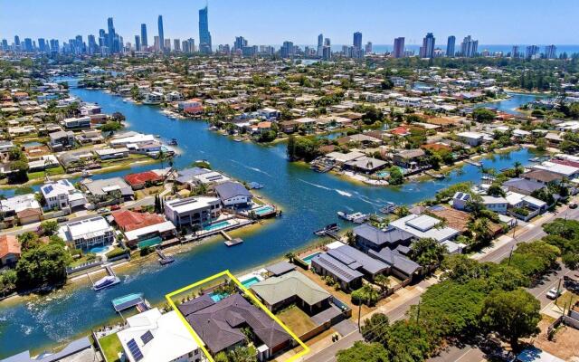 LaVida Waterfront Relaxed Lifestyle